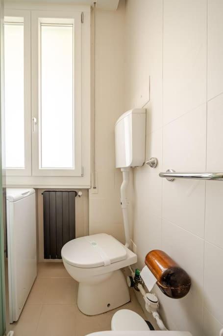 Casa Con 2 Camere Da Letto E Parcheggio A Bolonia Zewnętrze zdjęcie